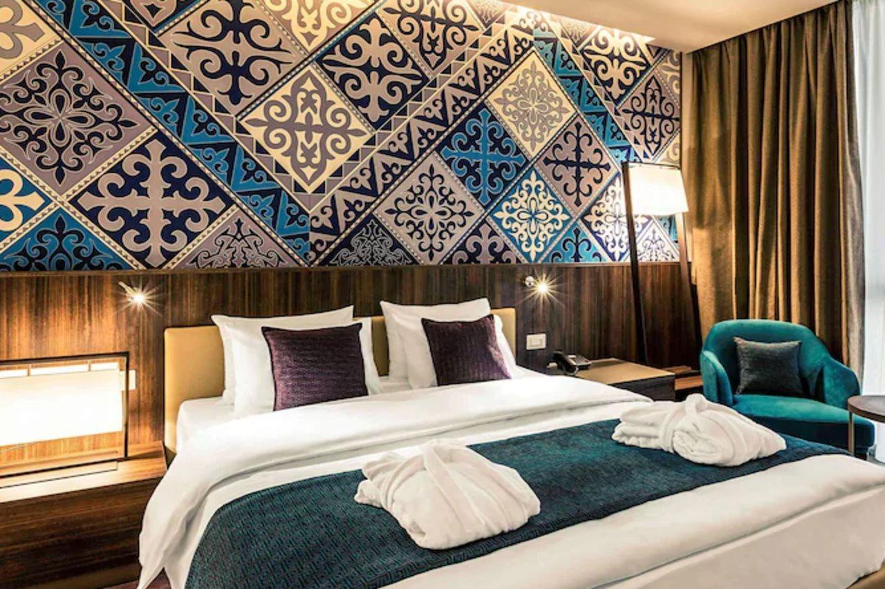 Mercure Almaty City Center Esterno foto