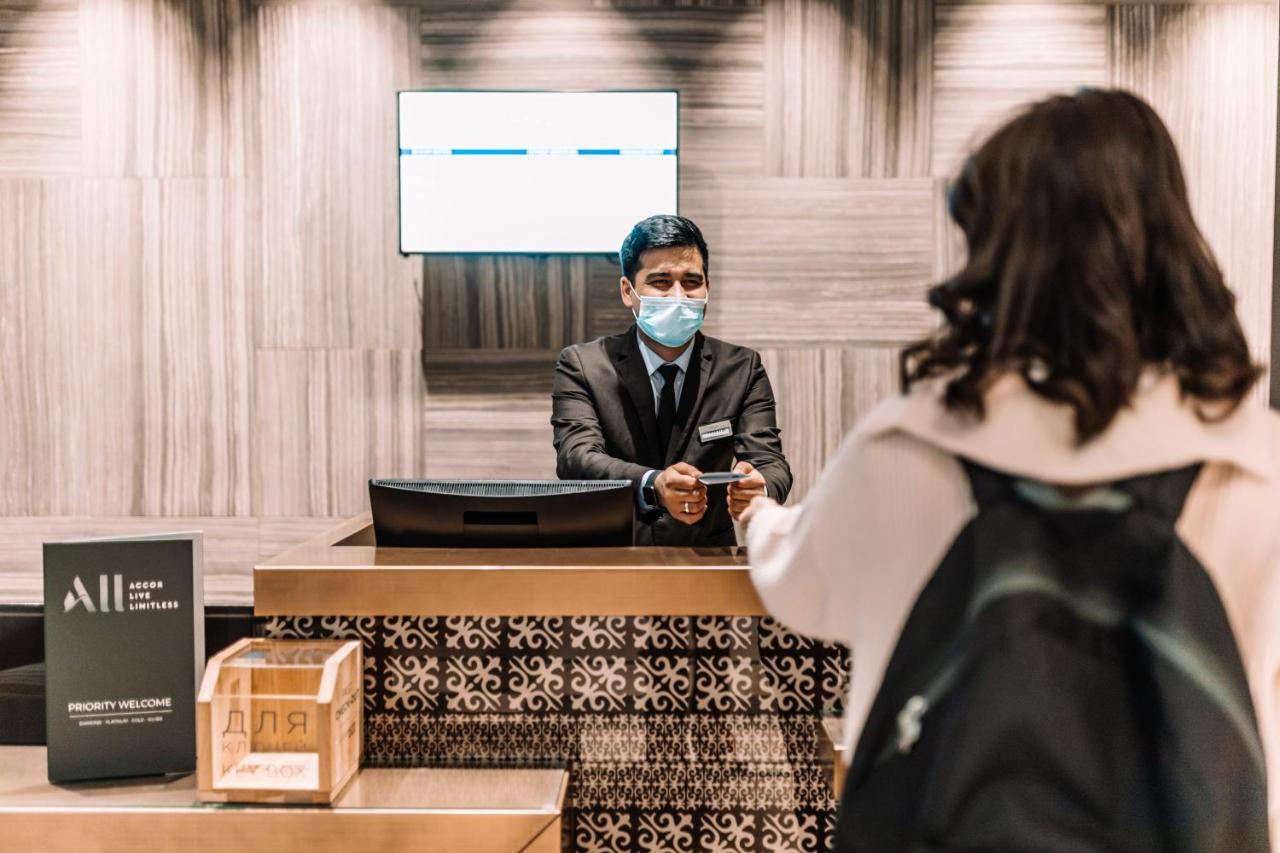 Mercure Almaty City Center Esterno foto