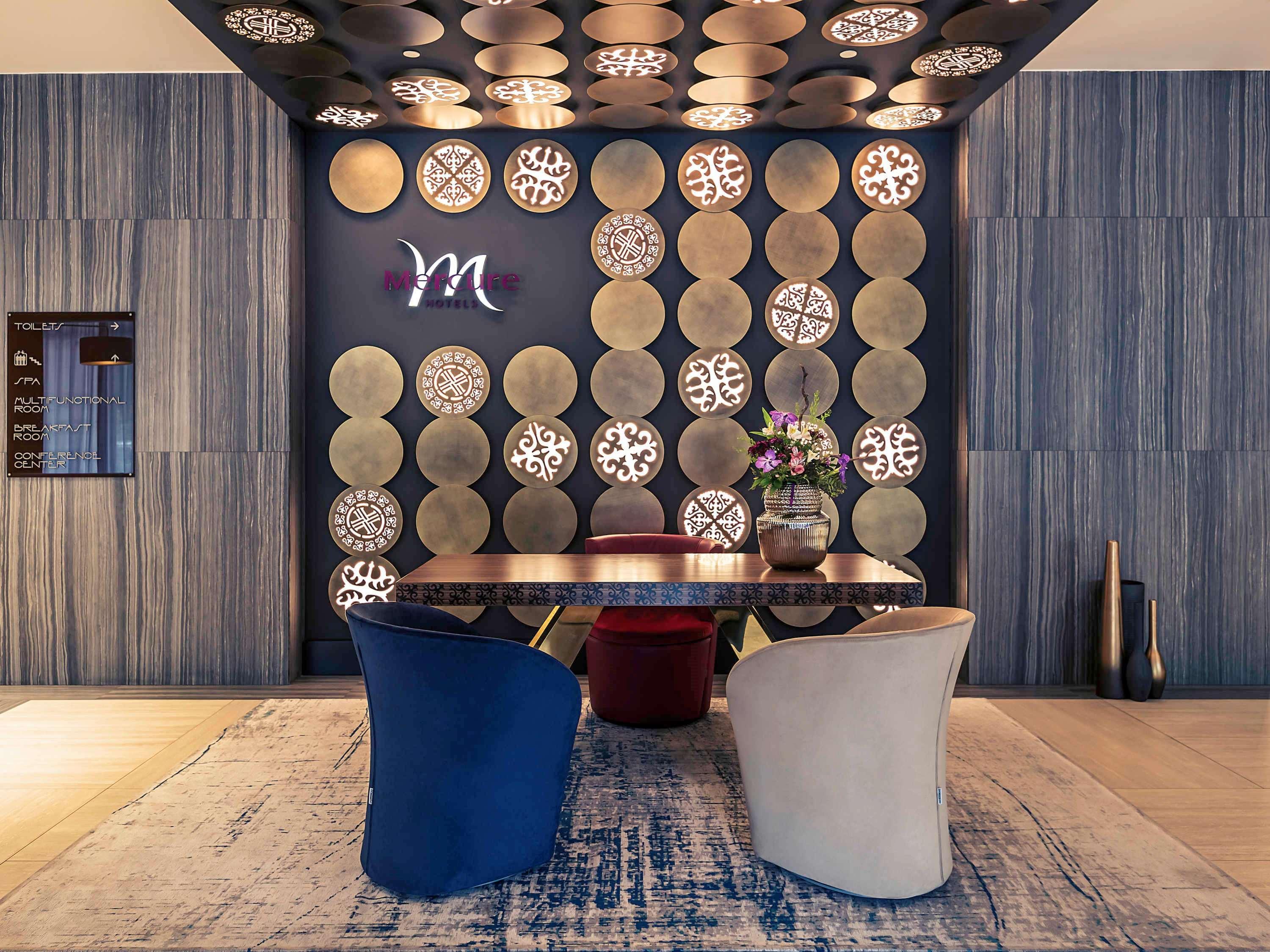 Mercure Almaty City Center Esterno foto