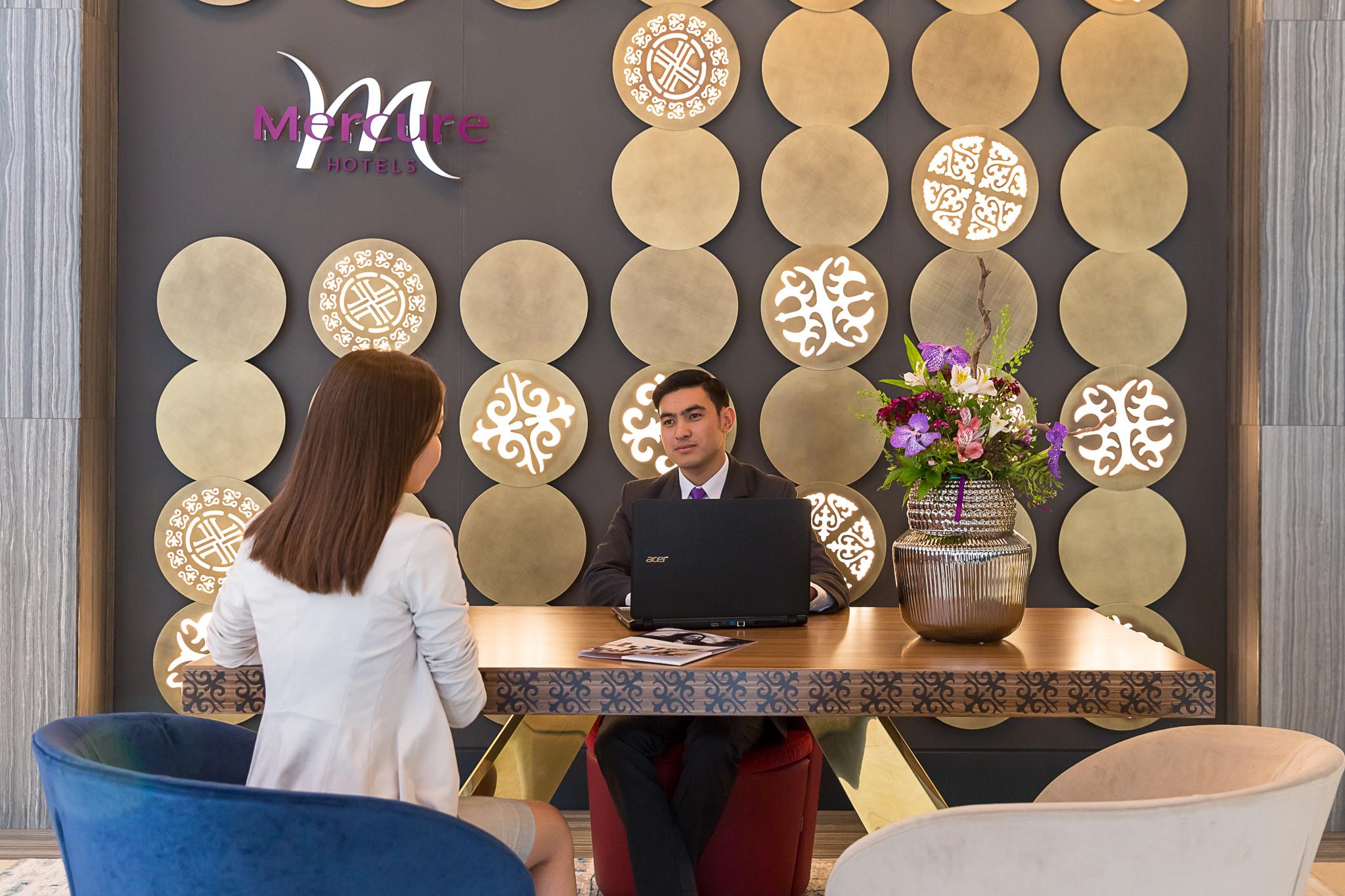 Mercure Almaty City Center Esterno foto