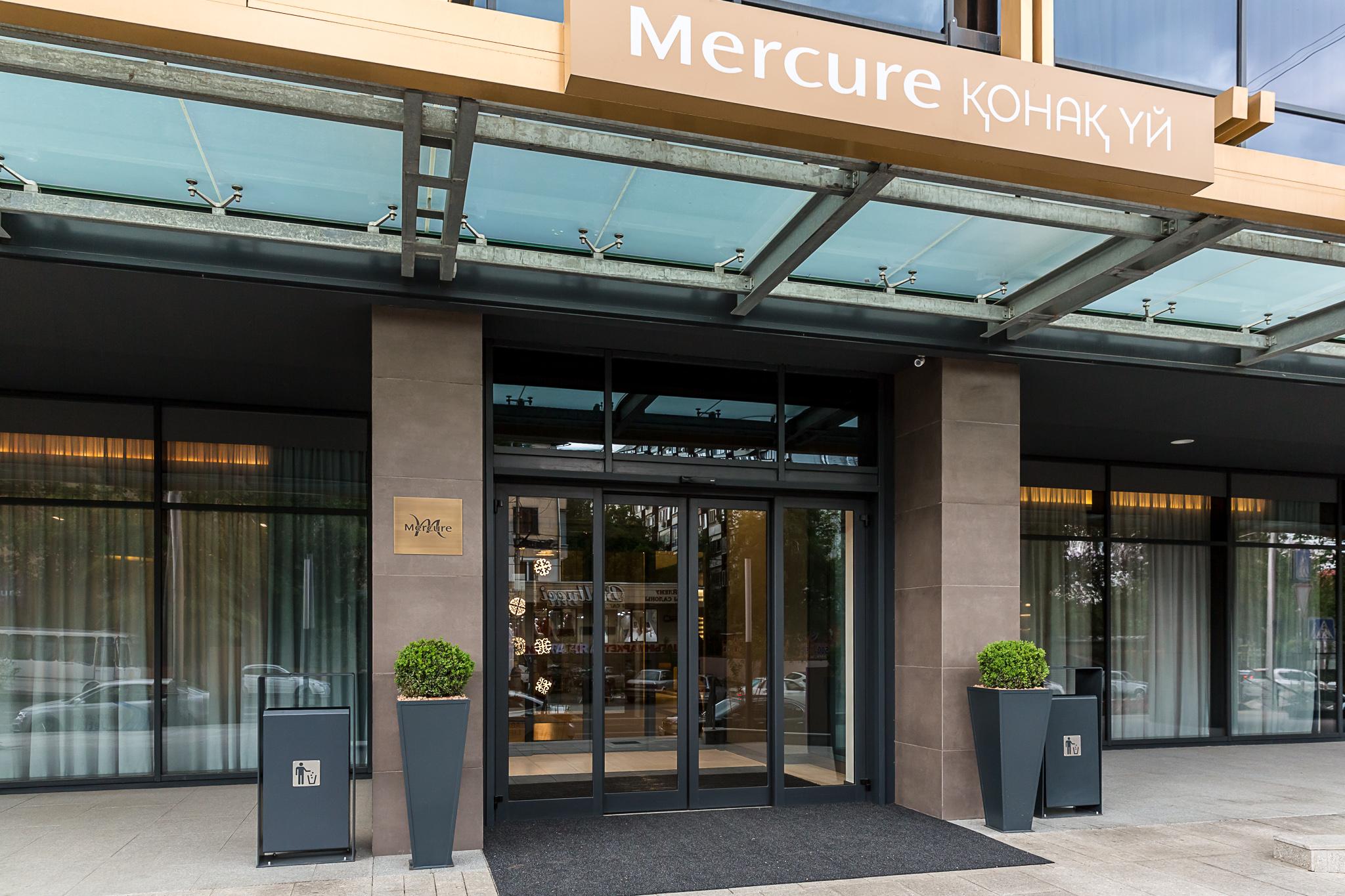 Mercure Almaty City Center Esterno foto