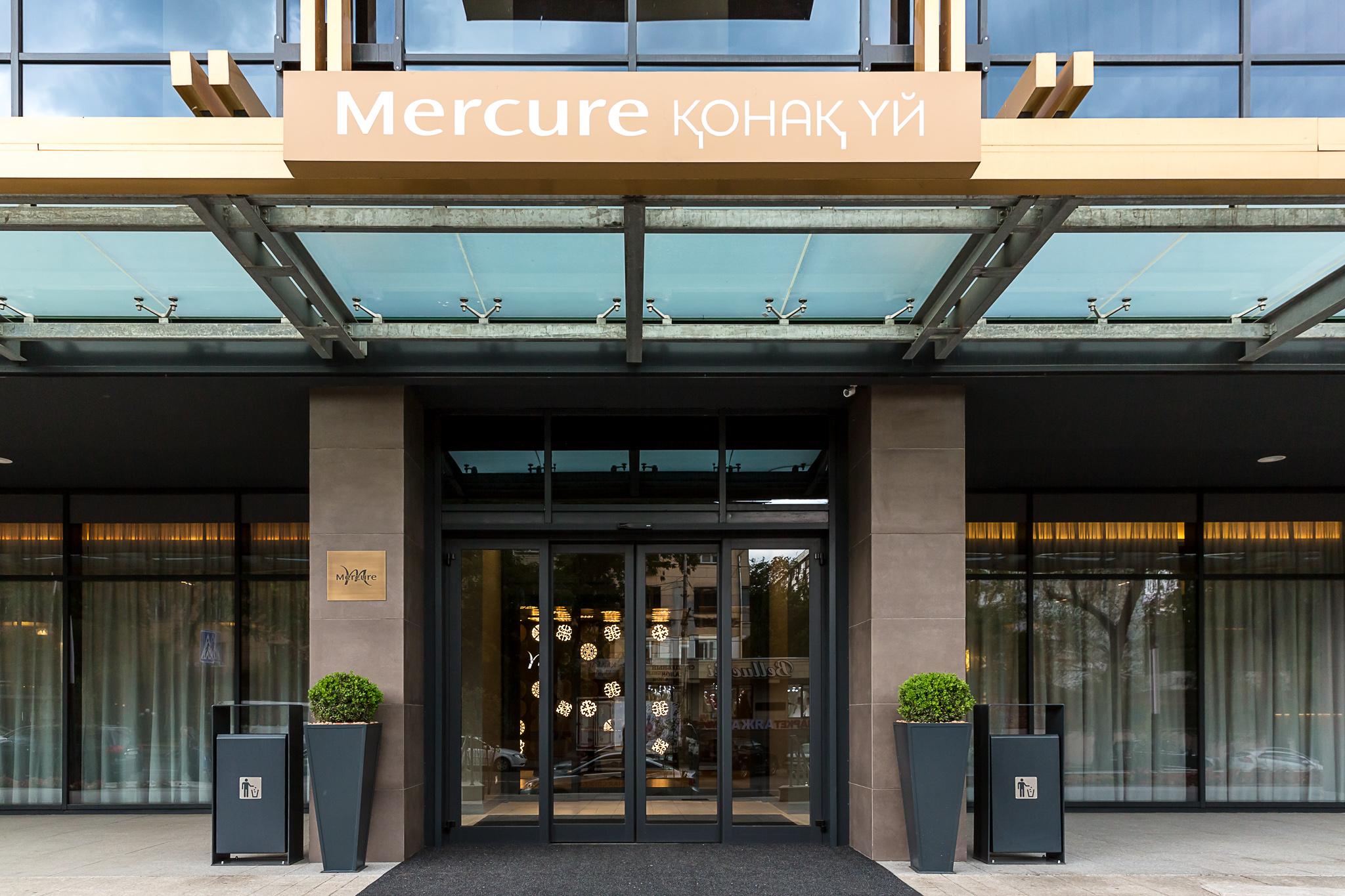 Mercure Almaty City Center Esterno foto