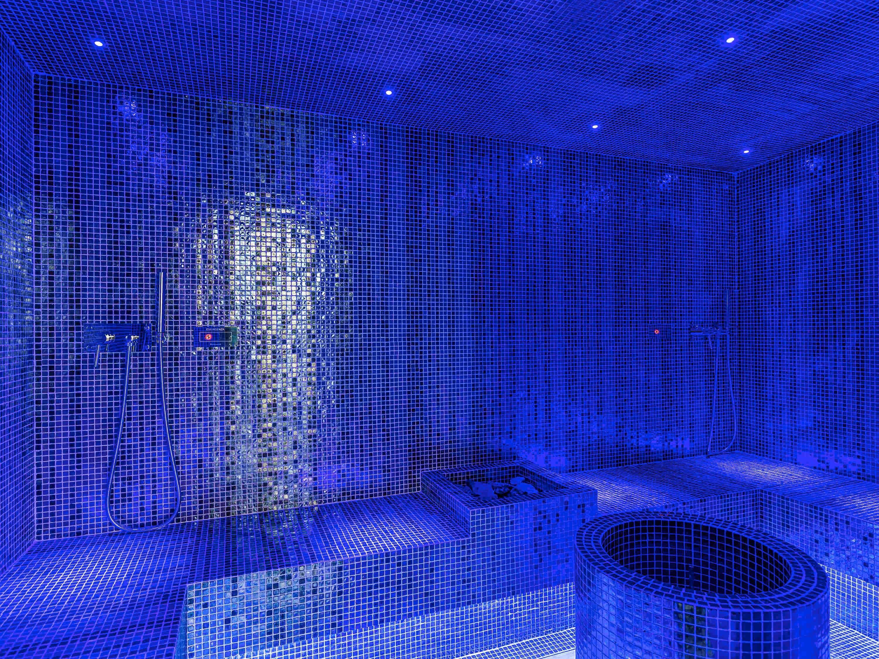 Mercure Almaty City Center Esterno foto